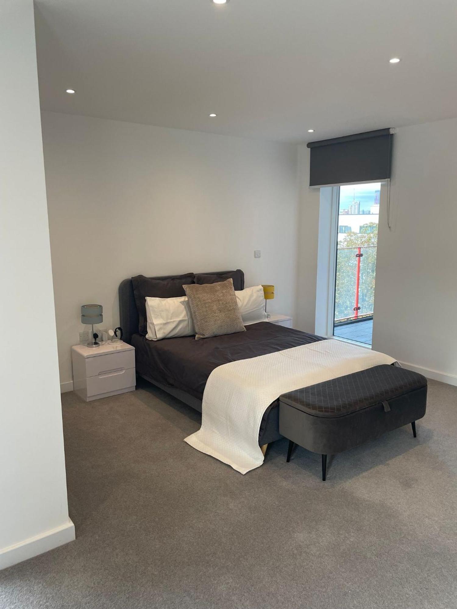 Malixa Uk Apartamento Croydon Exterior foto