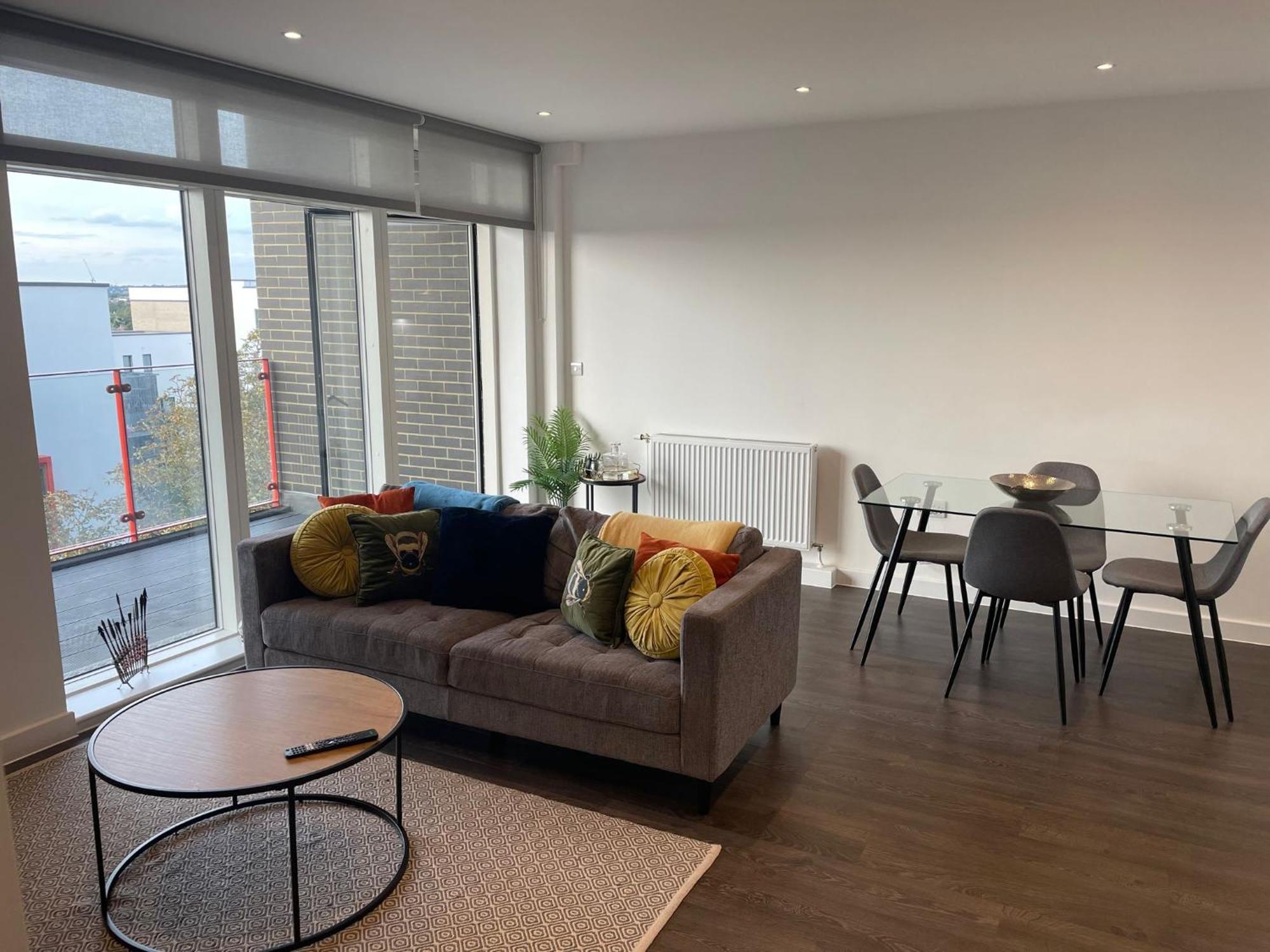 Malixa Uk Apartamento Croydon Exterior foto